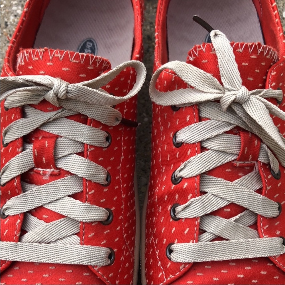 Dr. Scholls Casual Sneaker-Red Satin/Beige Laces-Sz 8.5